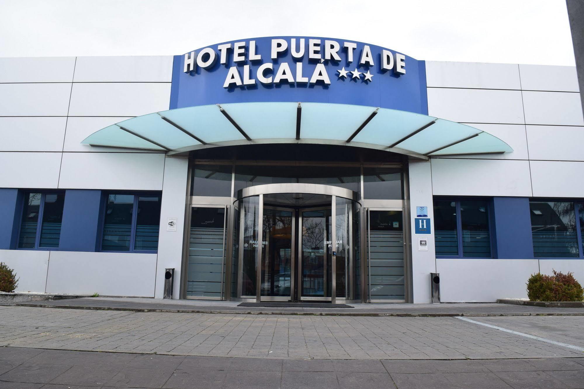אלקאלה דה הנארס Hotel Puerta De Alcala מראה חיצוני תמונה